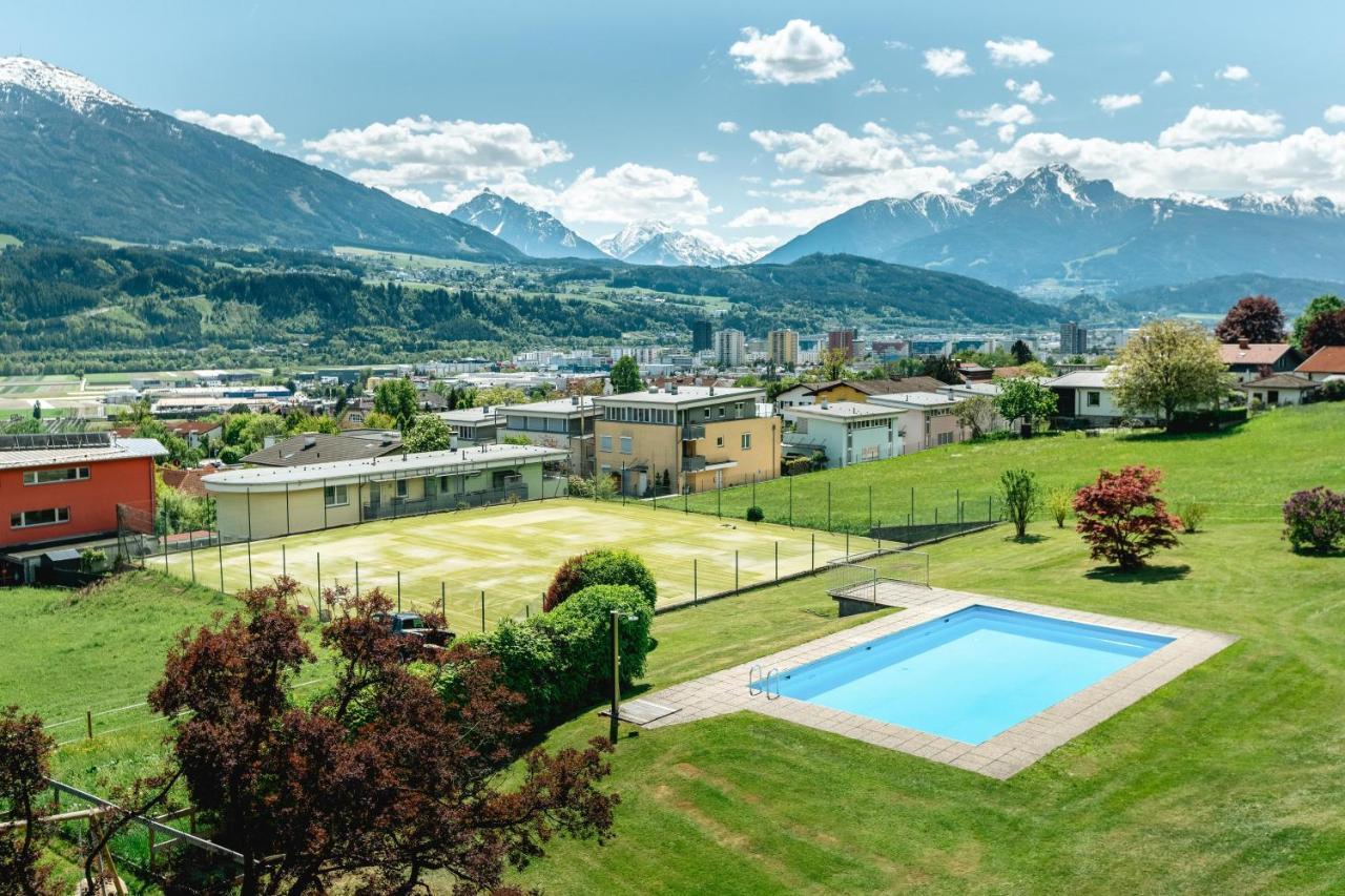 Hotel Huberhof Innsbruck Buitenkant foto